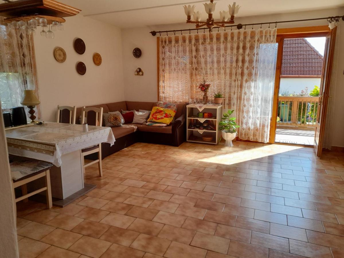 Ferienwohnung Harmonia Vendeghaz 100 Meterre Az Igali Gyogyfuerdotol Exterior foto